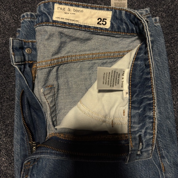 Classic Blue Women's Jeans - Picture 5 of 6